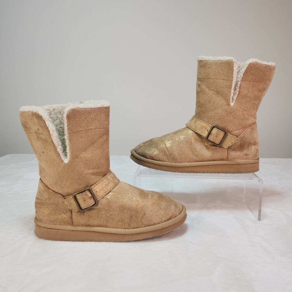 Gold Shimmer Faux Shearling Boots 6 Tan Mid Calf Winter Metallic Apres Ski